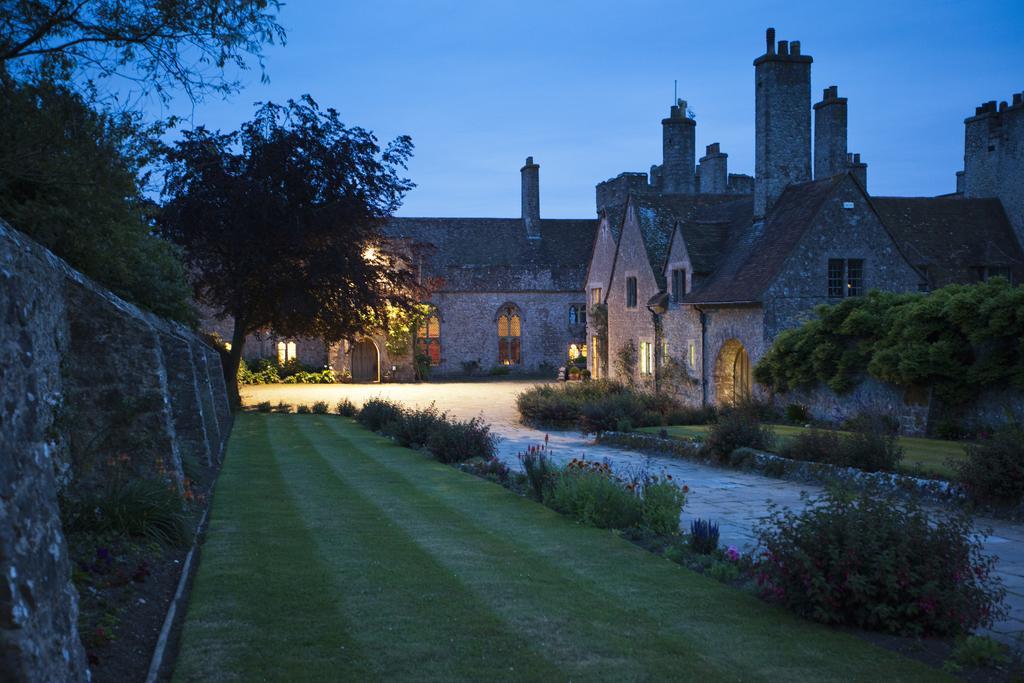 Lympne Castle Cottages Hythe  Ngoại thất bức ảnh