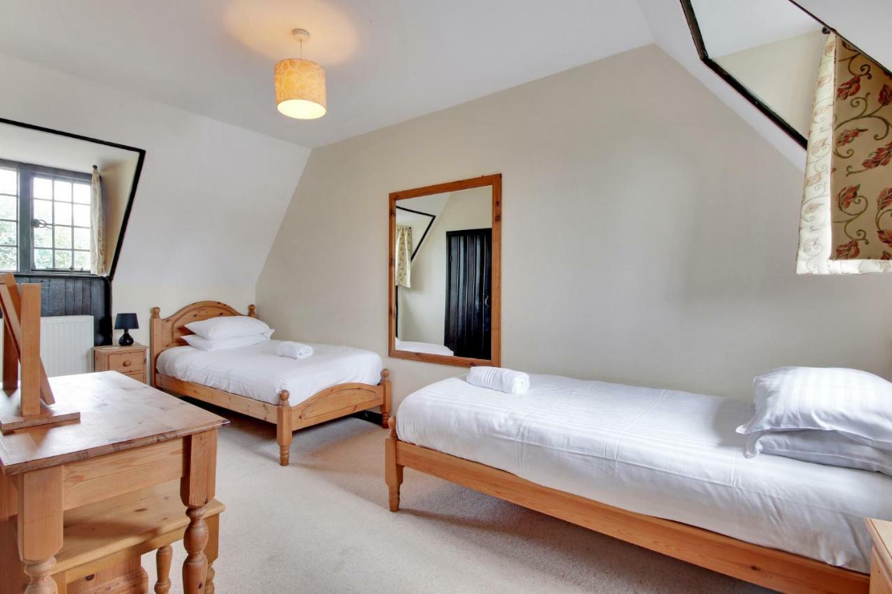 Lympne Castle Cottages Hythe  Ngoại thất bức ảnh